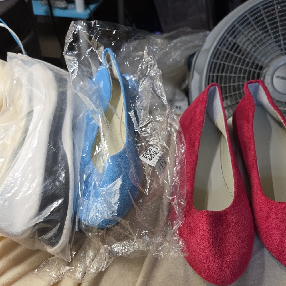 NWOT 3 PAIRS OF SHOES Elegant Pink.WHITE AND BLUE Women's Shoes